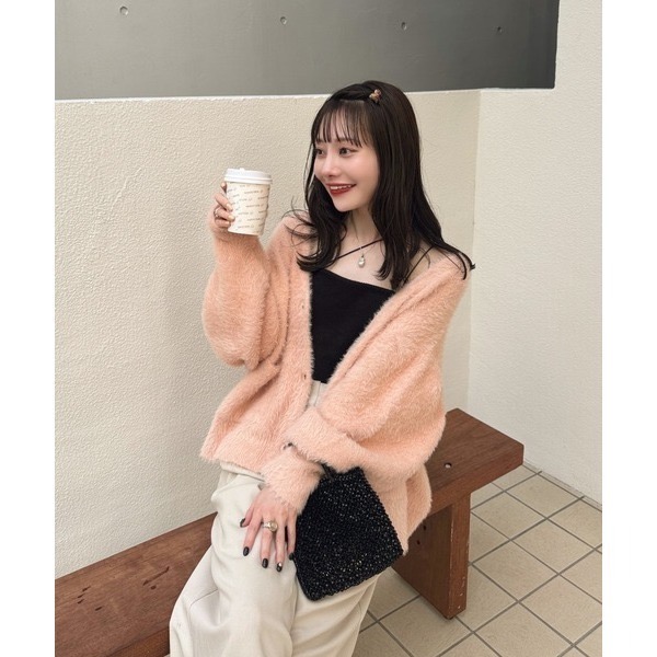 【白現貨+預購】自留實拍 日系選品💕人氣🔥新色返單! Hin日單 毛絨絨口袋V領鈕扣寬鬆針織毛衣 外套 開衫-細節圖4