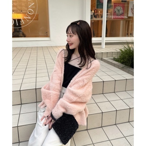 【綠、粉現貨+預購】自留實拍 日系選品💕人氣🔥新色返單! Hin日單 毛絨絨口袋V領鈕扣寬鬆針織毛衣 外套 開衫-細節圖5