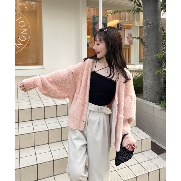 【綠、粉現貨+預購】自留實拍 日系選品💕人氣🔥新色返單! Hin日單 毛絨絨口袋V領鈕扣寬鬆針織毛衣 外套 開衫-細節圖6