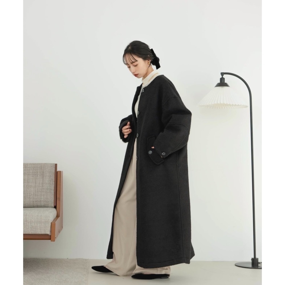 【米白、卡其現貨+預購】日系選品💕hin日單 新品大衣! 經典寬鬆毛絨感圓領口袋長版大衣外套-細節圖10