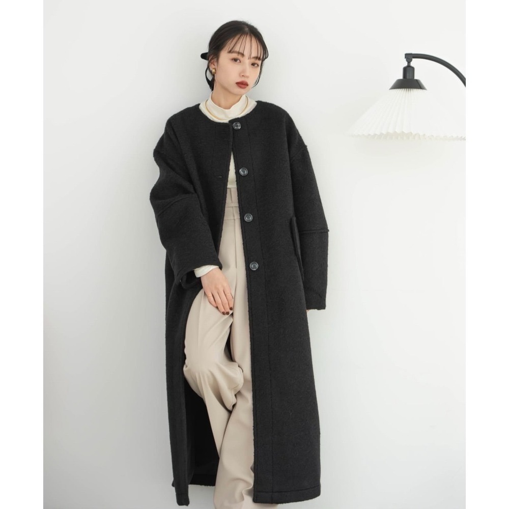 【米白、卡其現貨+預購】日系選品💕hin日單 新品大衣! 經典寬鬆毛絨感圓領口袋長版大衣外套-細節圖11