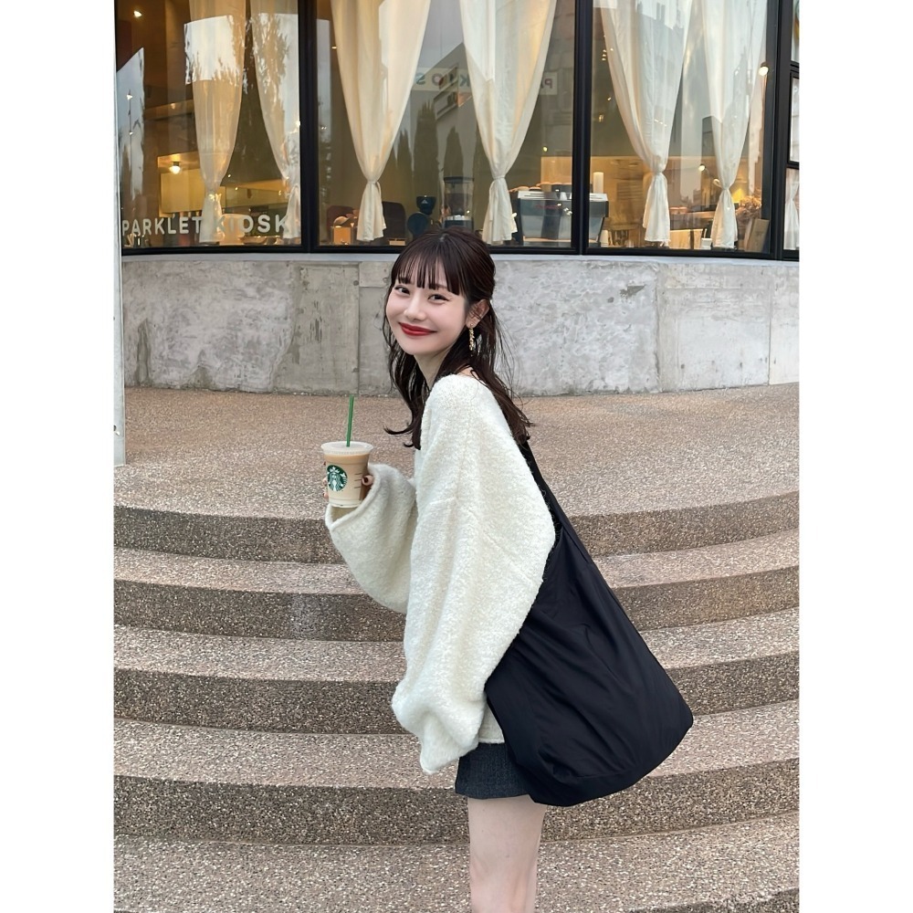 【預購】日系選品💕Hin日單  日系純色圓領混色慵懶寬鬆落肩針織毛衣 上衣-細節圖8