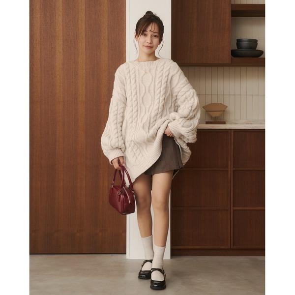 【預購】日系選品💕moi日單 日系甜美可愛露背麻花寬鬆圓領中長版毛衣-細節圖2