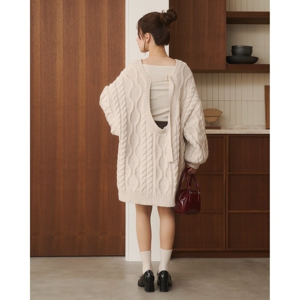 【預購】日系選品💕moi日單 日系甜美可愛露背麻花寬鬆圓領中長版毛衣-細節圖3