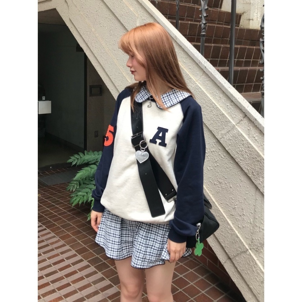 【棕咖色、米卡其現貨+預購】日系選品💕實拍📷tina日單 早秋新款純棉字母貼布美式拚色大學T 衛衣 長袖上衣-細節圖10