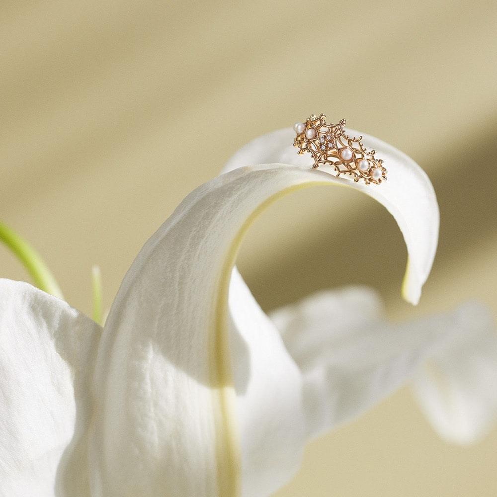 CEDONY | 2024年春季新品 手指上的花園 一套多種戴法 鑲嵌貝殼珍珠白鋯鑽 日牌同款 | 戒指 尾戒 疊戴戒指-細節圖4