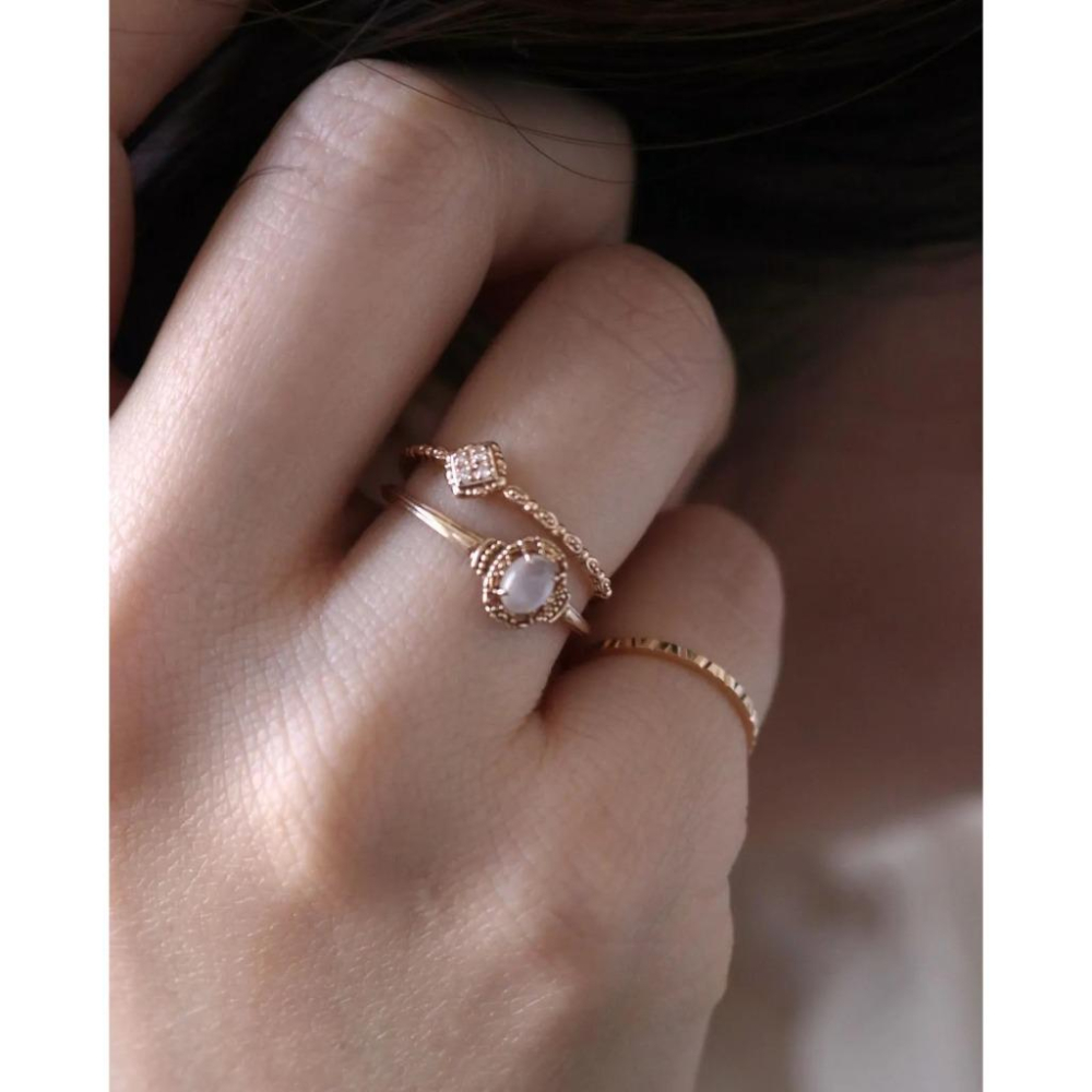 CEDONY｜將浪漫的月光凝進珠寶 白月光石古典雕花套組 柔美光澤優雅氣質 天然白月光石｜項鍊 戒指 耳釘 耳夾-細節圖7