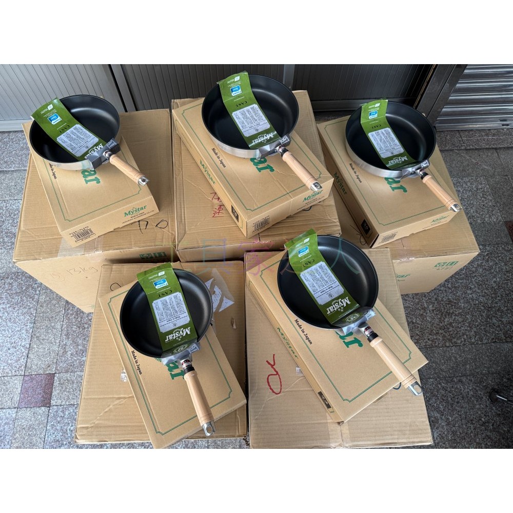 日本製 北陸 HOKUA MyStar 輕量級 黑金剛不沾平底鍋 不沾鍋 フライパン 平底鍋 直火用 22~30cm-細節圖2