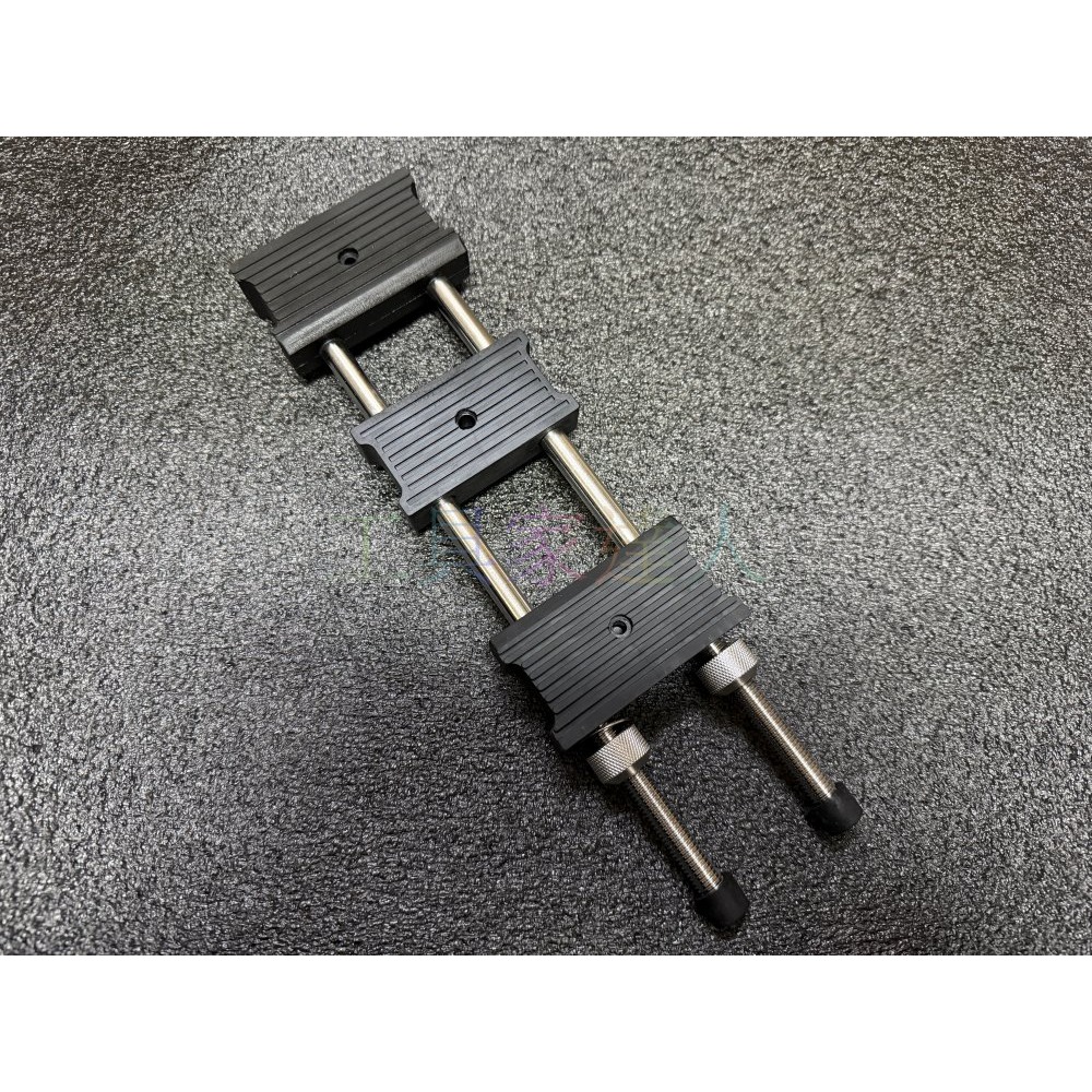 「工具家達人」 DMD 304 不鏽鋼 新款 磨刀架 砥石台 防滑磨刀架 砥石架 防滑橡膠底座 固定座 砥石座 磨刀座-細節圖4