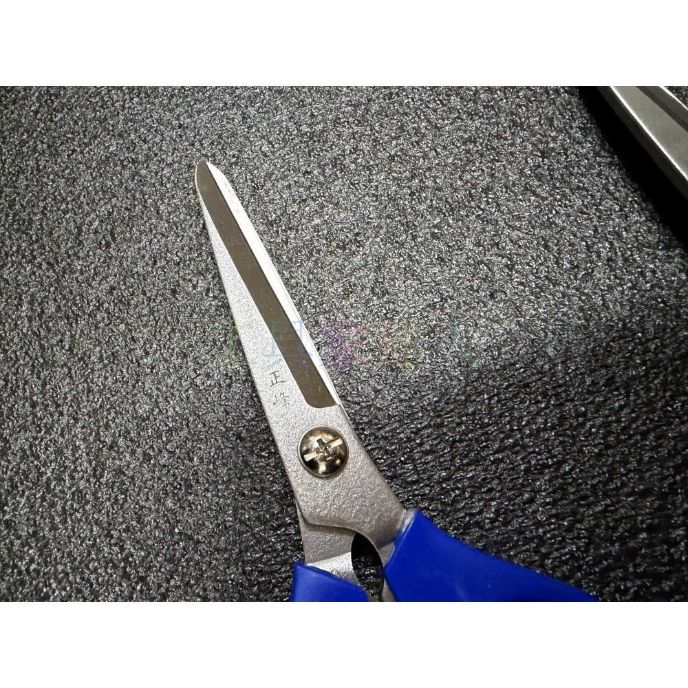 「工具家達人」 藍 紅柄剪刀 厚 料理剪 廚房剪刀 不鏽鋼剪 剪雞肉雞排 食品用剪刀 肉品工廠 正鋒 市場攤販愛用-細節圖3