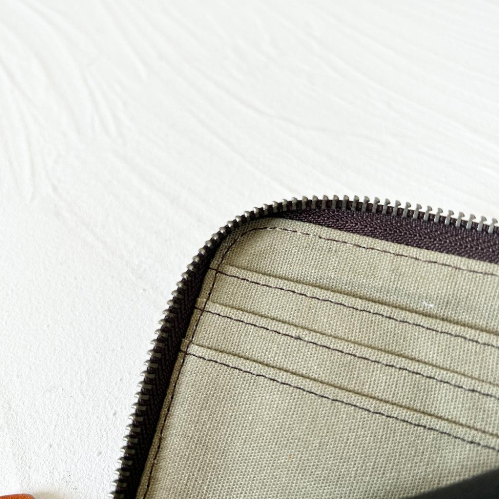 MOLISS｜希爾紋理 L拉鍊質感真皮錢包 頭層牛皮 手作質感 零錢包 鑰匙包 皮夾 短夾 錢包 真皮 小包 禮物 男女-細節圖4