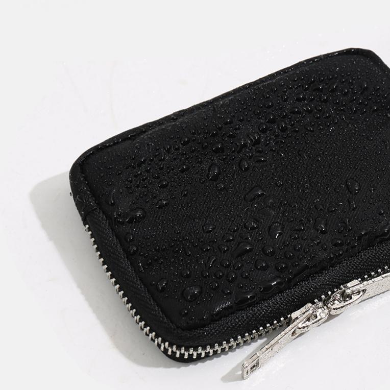 MOLISS｜防潑水精品感錢包 AirPods耳機包 零錢包 鑰匙包 證件包 悠遊卡 一卡通 卡包 皮夾 男生 ZARA-細節圖5