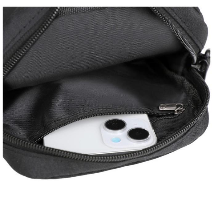 MOLISS｜基礎小方包 黑色小包 手機包 鑰匙包 護照包 耳機包 運動包 斜背包 肩背包 側背包 小包 男包-細節圖2