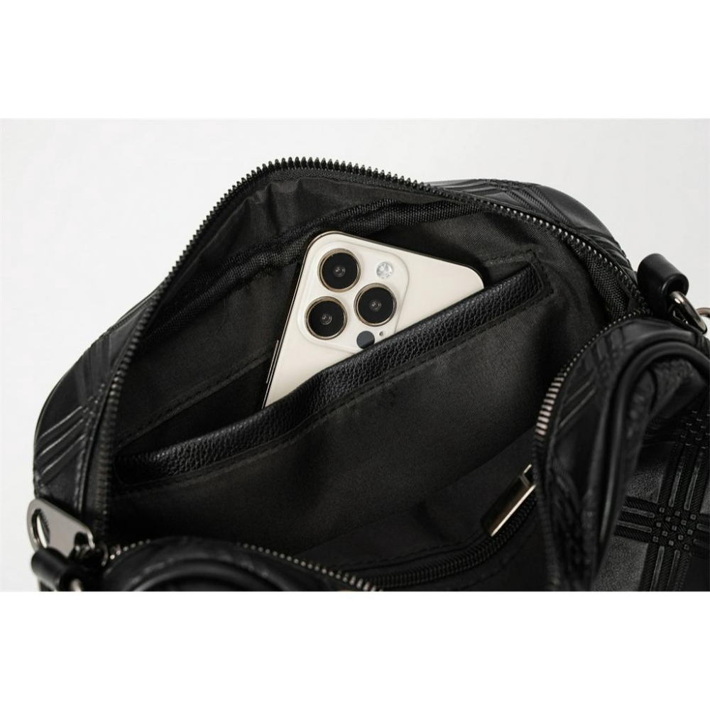 MOLISS｜菱格壓紋小方包 男生包包 側背小包 斜背包 側背包 肩背包 相機包 男包 小包 皮革 包包 男-細節圖4