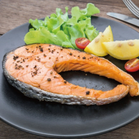 【勝崎生鮮】鮮切鮭魚片10片組(100公克/1片)