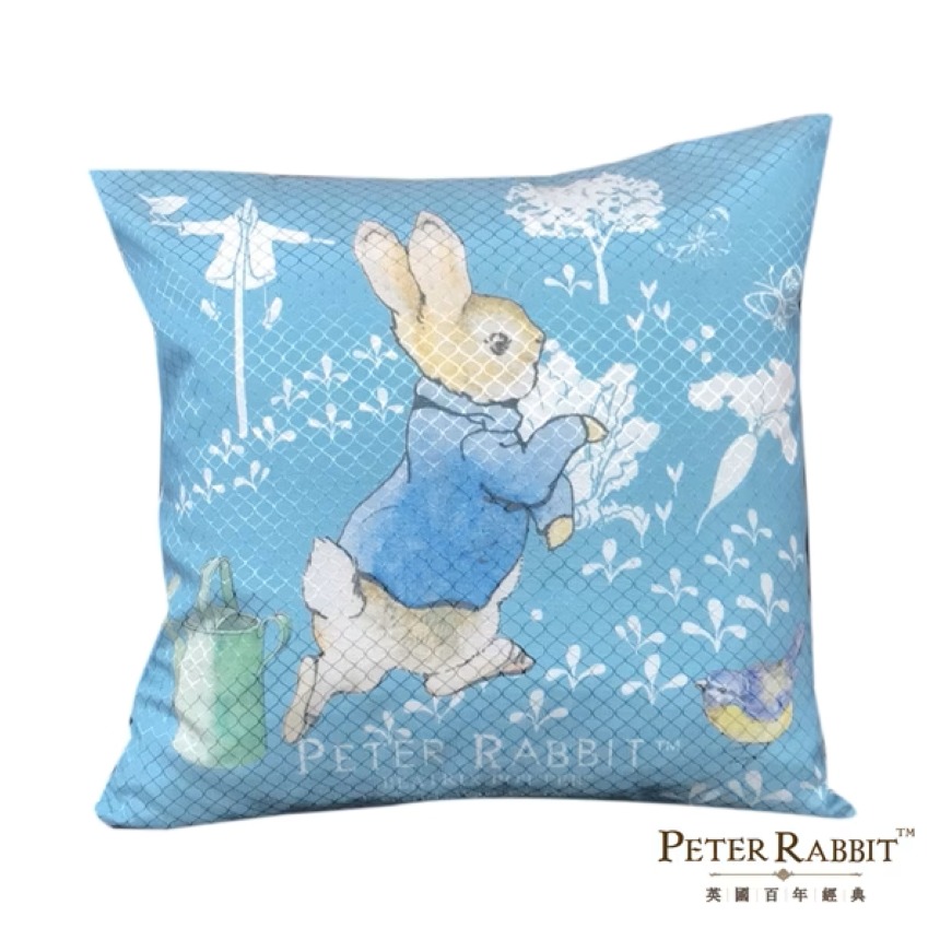 【PETER RABBIT】比得兔田園趣抱枕- 2 色可選 比得兔抱枕 抱枕 靠枕 靠墊 午安枕 沙發靠枕-規格圖4