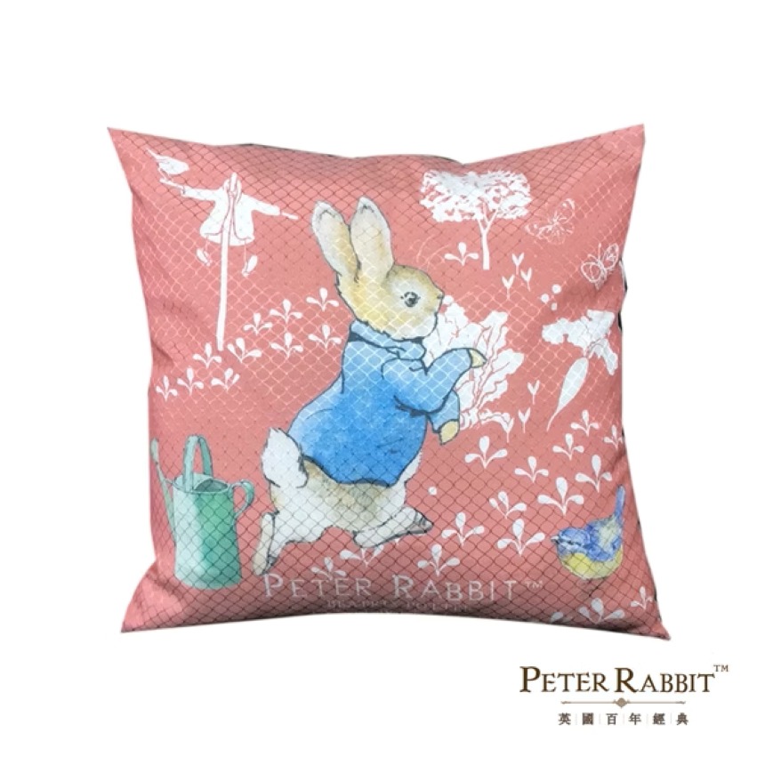 【PETER RABBIT】比得兔田園趣抱枕- 2 色可選 比得兔抱枕 抱枕 靠枕 靠墊 午安枕 沙發靠枕-規格圖4