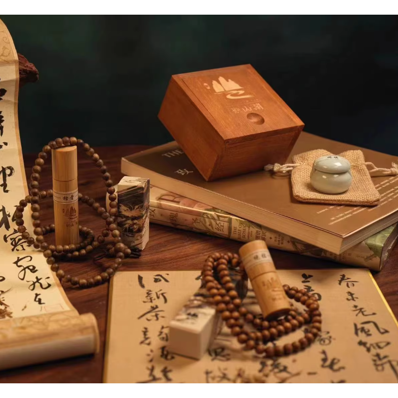 🆕全新🧪原廠旅裝3ML🧪觀山瀾 木質旅行滾珠 盒裝-細節圖2