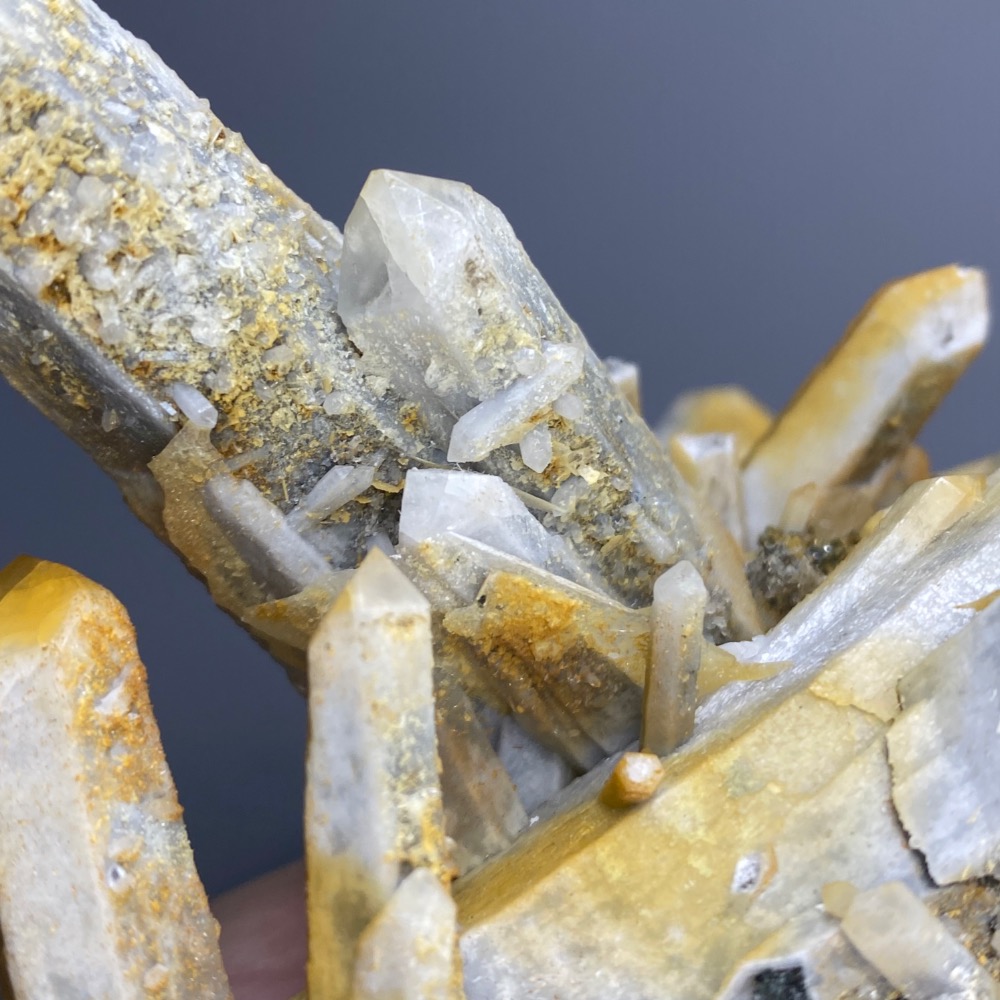 內蒙水晶二次結晶方解共生錆色磁黃鐵原礦、芒果晶簇-居家、辦公室微景觀、淨化擺件-細節圖5
