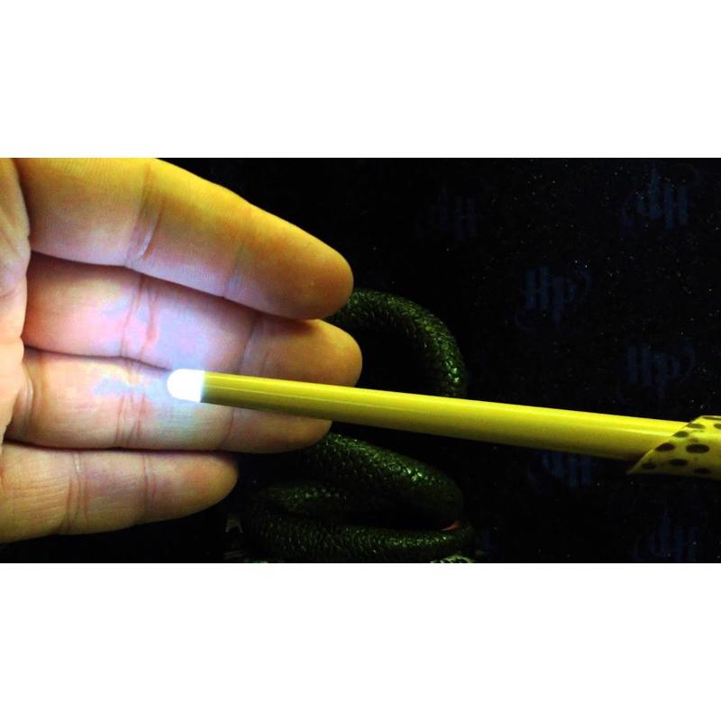 預購 哈利波特魔杖 會發光！ 迷你魔杖 附帶使用手冊 妙麗 佛地魔 Harry Potter’s wand-細節圖3
