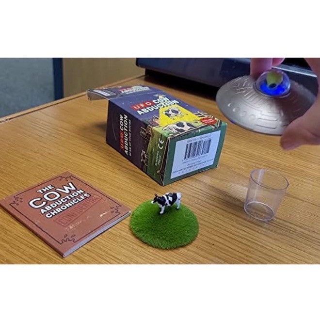 外星人綁架牛 UFO Cow Abduction 飛碟綁架乳牛事件 迷你玩具 療癒小物-細節圖3