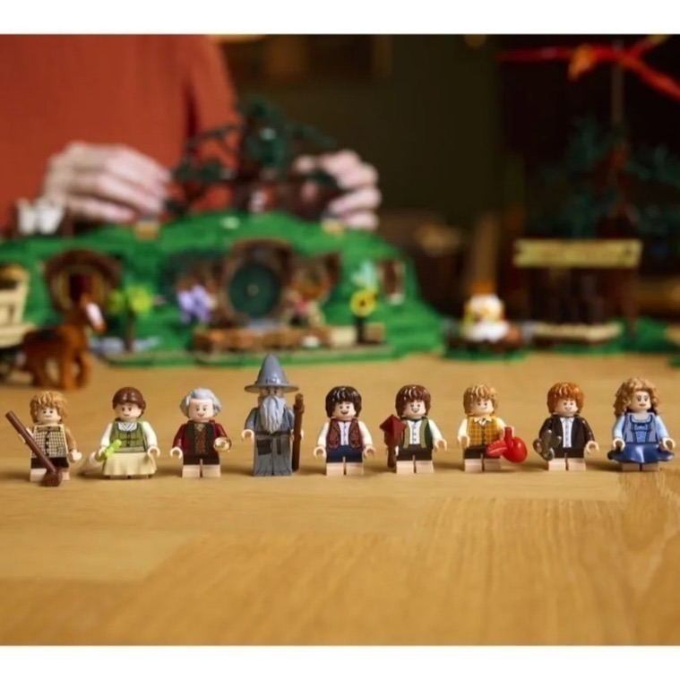 【椅比呀呀|高屏5900】LEGO 樂高 10354 魔戒系列 夏爾 The Shire 袋底洞-細節圖5