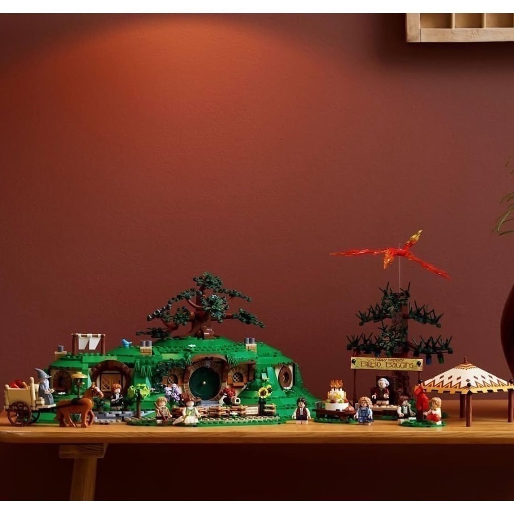 【椅比呀呀|高屏6850】LEGO 樂高 10354 魔戒系列 夏爾 The Shire 袋底洞-細節圖3