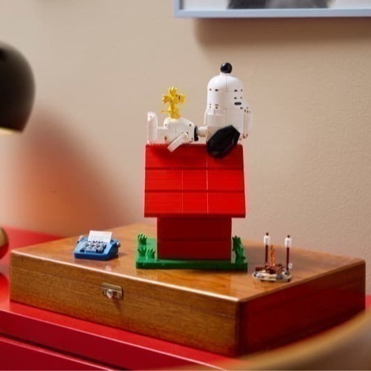 【椅比呀呀|高屏2250】LEGO 樂高 21368 IDEAS 花生漫畫：史努比的狗屋 Peanuts Snoopy-細節圖3