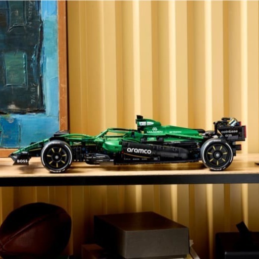 【椅比呀呀|高屏5800】LEGO 樂高 42240 Aston Martin Aramco AMR25 F1 賽車-細節圖3