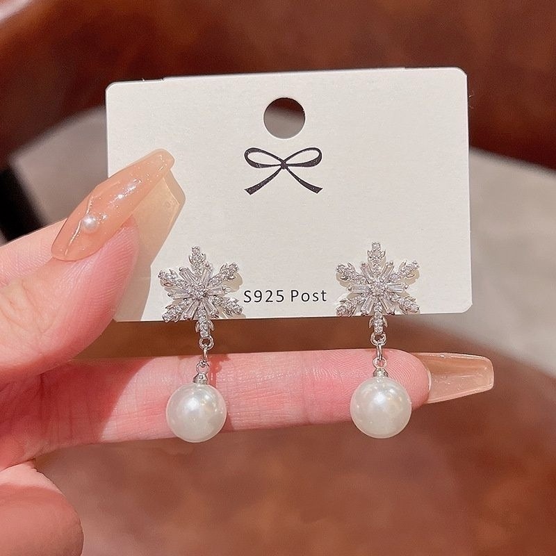💖台灣現貨🌿925銀針韓國鋯石雪花、愛心珍珠耳釘耳環 小眾時尚設計ins風優雅氣質耳環【G251】-細節圖10