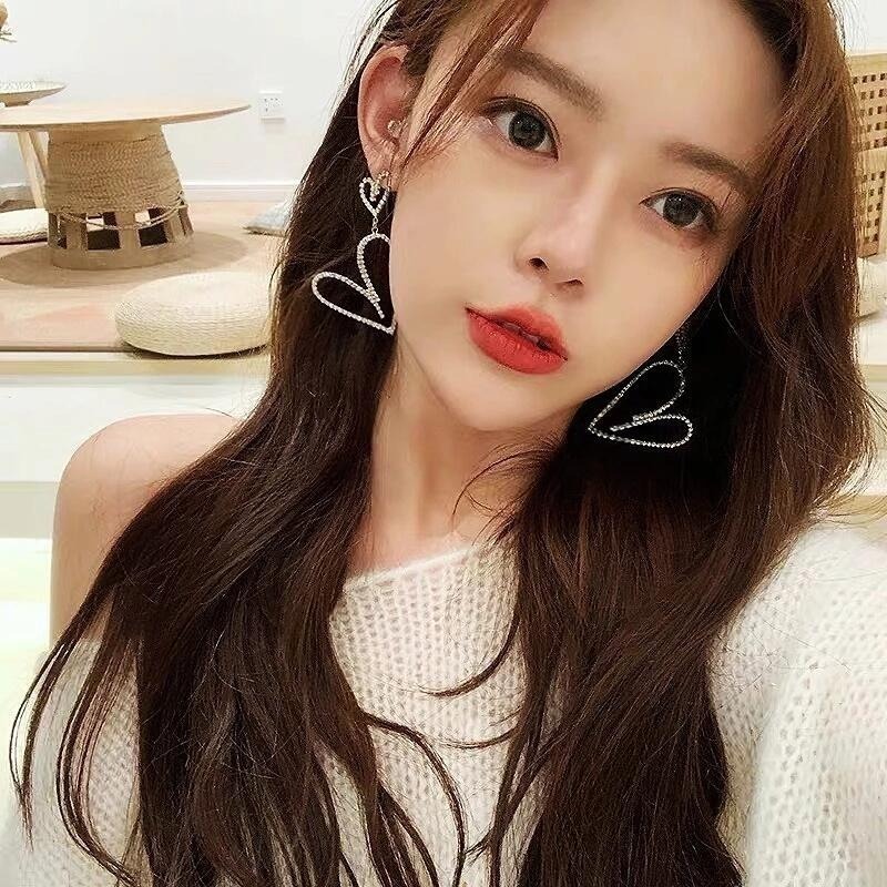 💖台灣現貨🌿韓國甜美雙愛心閃鑽鏤空925銀針耳環 韓國氣質個性小眾設計時尚簡約閃亮耳飾【G417】-細節圖3