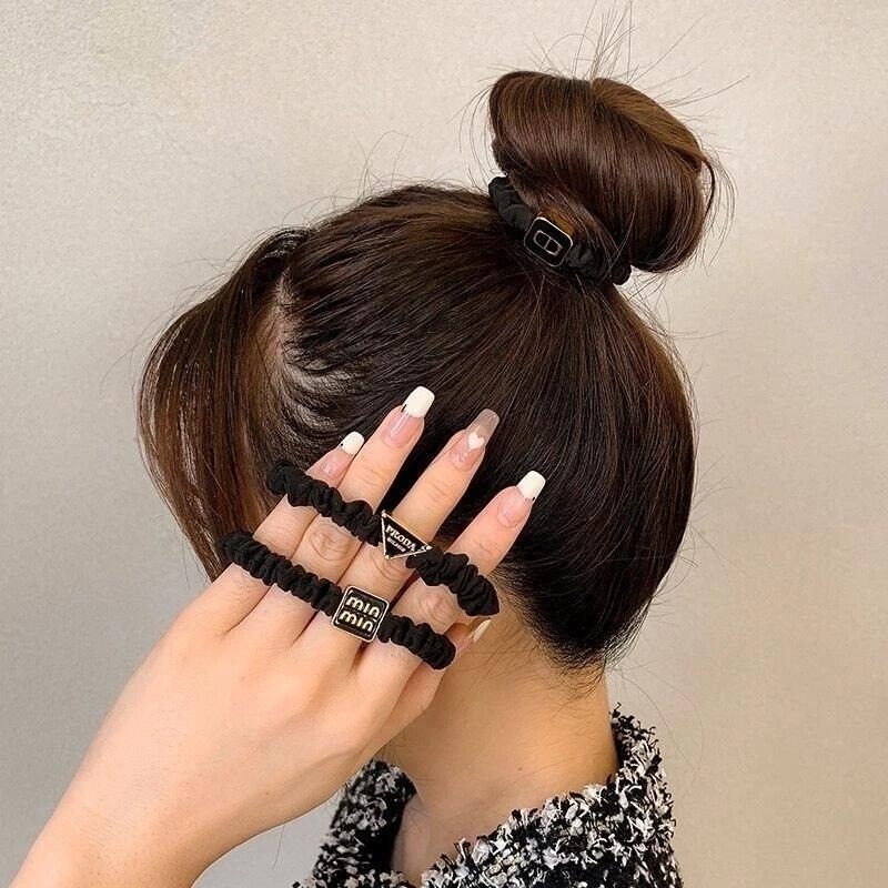 ✨台灣現貨🌿韓版金屬字母 黑色滴釉小腸髮圈 ins復古氣質簡約扎頭髮繩頭繩通勤髮飾【ND81】-細節圖9