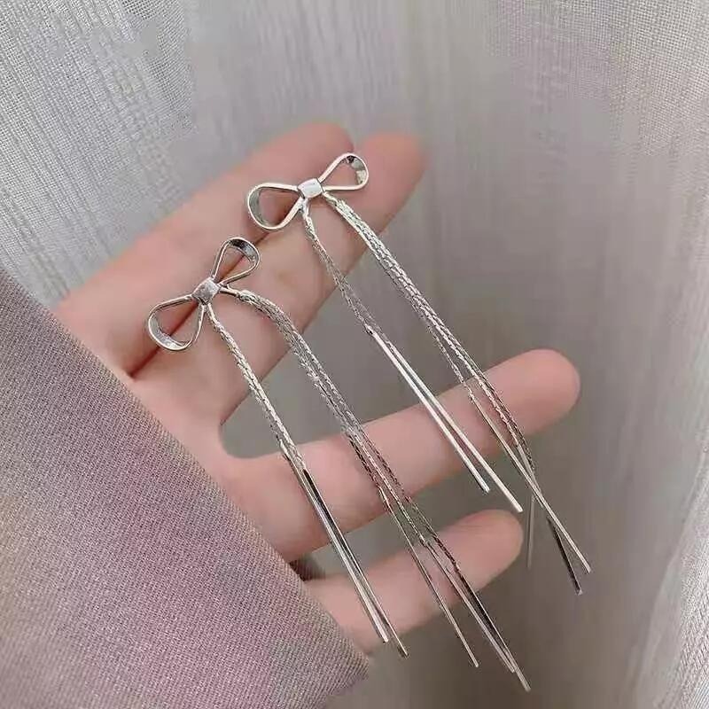 💖台灣現貨🌿輕奢甜酷辣妹冷淡風蝴蝶結流蘇耳線 個性簡約小眾設計感ins銀針長款耳環【G90】-細節圖7