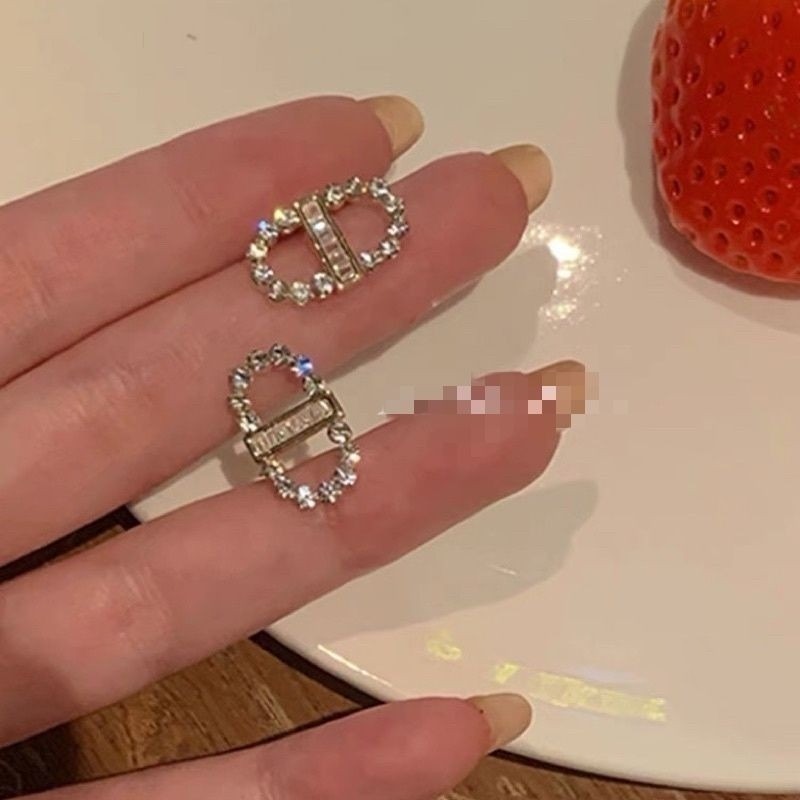 💖台灣現貨🌿S925銀針 韓國微鑲鋯石字母CD耳環 設計感高級輕奢字母耳環 氣質閃亮鋯石耳飾【G181】-規格圖11