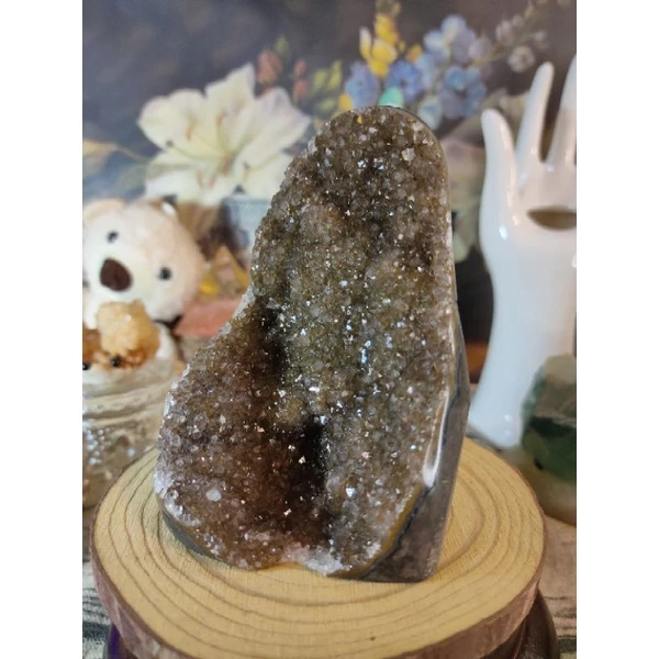 ✡️天然 烏拉圭異象晶鎮 內凹 奶茶黃色帶二次結晶方解石 彩晶鎮 消磁 净化 水晶原石 晶簇擺件 428g#336-細節圖2