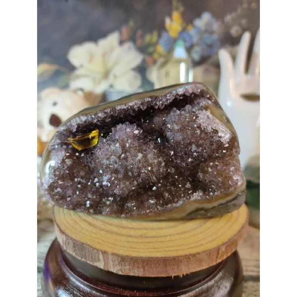 ✡️天然烏拉圭異象紫晶鎮 內凹奶茶色底帶球花、二次結晶  彩晶鎮 消磁 净化 紫水晶原石 晶簇擺件 619g#334-細節圖9