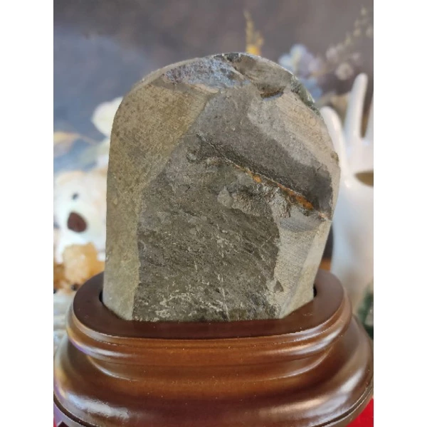 ✡️烏拉圭🇺🇾水晶原礦 異象晶鎮 近黑灰色帶球花 二次結晶、黃晶  財眼 消磁 净化 水晶原石擺件 附訂製底座537-細節圖4