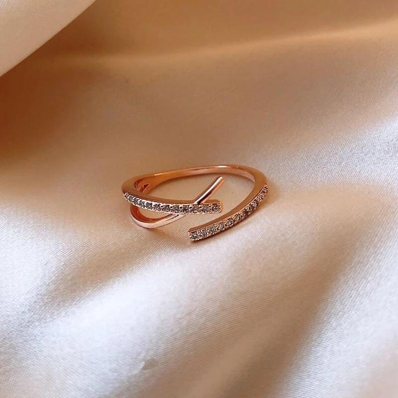 💍台灣現貨🌿韓國東大門簡約冷淡風交叉戒指 時尚個性ins潮日系 微鑲輕奢開口戒食指尾戒指環-細節圖8