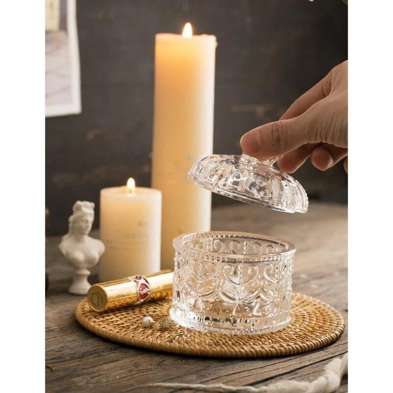 👑台灣現貨✨復古皇冠 ins風浮雕玻璃首飾盒 水晶淨化盒 拍照道具 拍照背景 居家裝飾擺件 玻璃瓶 婚禮布置 糖果罐-細節圖7