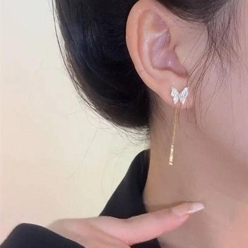 💖台灣現貨🌿日韓新款 滿鑽 蝴蝶 抽拉 耳環 小巧 精緻 微鑲 長款 流蘇 耳線 養耳洞 耳飾【G138】-細節圖8