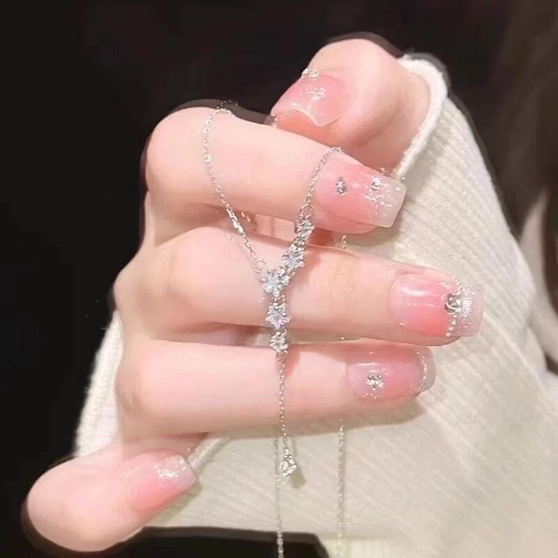 👗台灣現貨🌿韓版簡約鋯石五角星Y字鎖骨鏈 短項鏈 ins不掉色冷淡風鎖骨鏈 甜蜜約會情人節生日禮物【Q80】-細節圖3