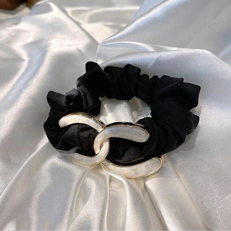 ✨台灣現貨🌿新款韓系人魚色字母髮圈 高級感金屬簡約氣質高彈性耐用頭繩扎頭髮頭飾【ND108】-細節圖7