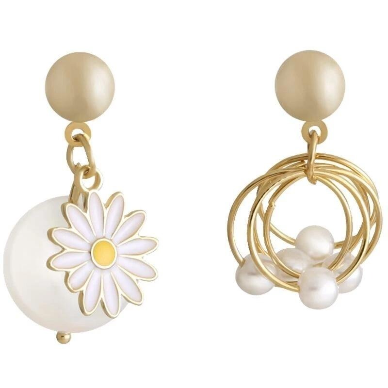 💖台灣現貨🌿網紅ins氣質耳釘 銀針花朵珍珠不對稱耳環小雛菊可愛百搭耳飾-細節圖8