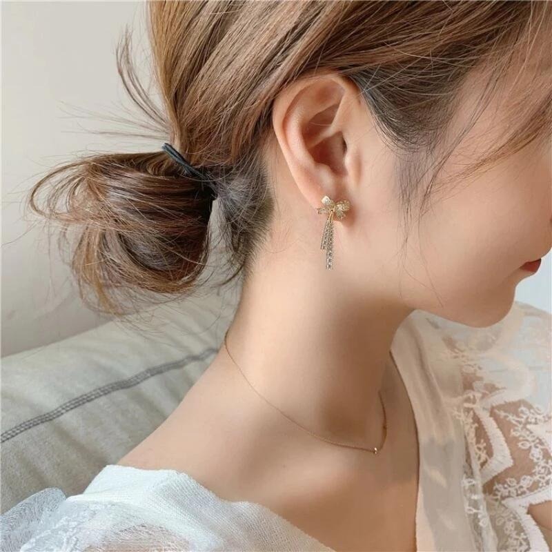 💖台灣現貨🌿S925銀針韓國新款水晶蝴蝶結耳環女ins潮長款流蘇水鑽耳環時尚氣質百搭耳飾品【G351】-細節圖7