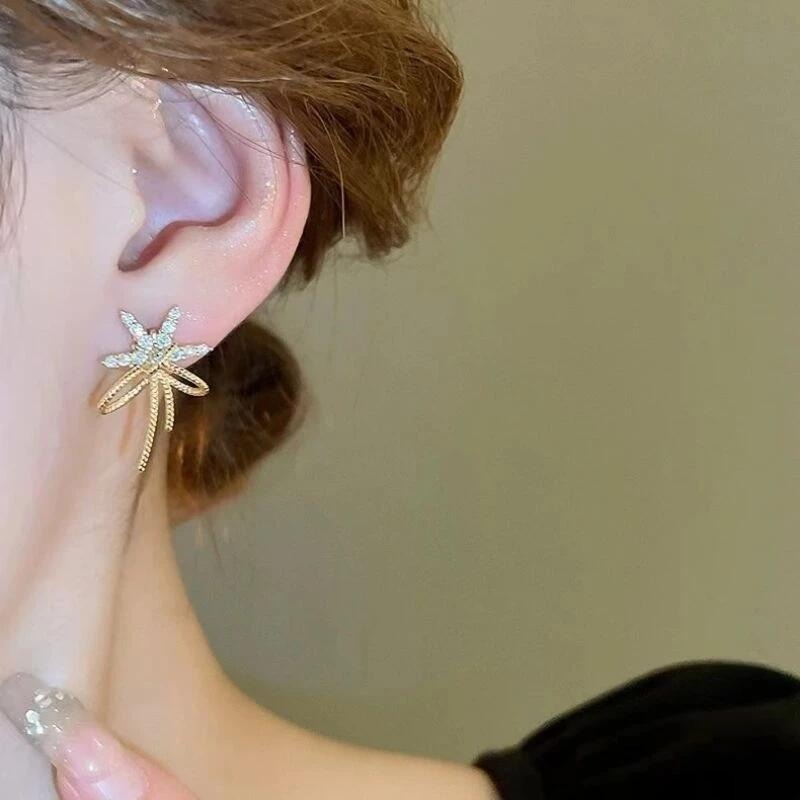 💖台灣現貨🌿韓版鑲鑽海星蝴蝶結925銀耳環 小眾設計簡單氣質獨特個性通勤約會耳飾【G358】-細節圖6