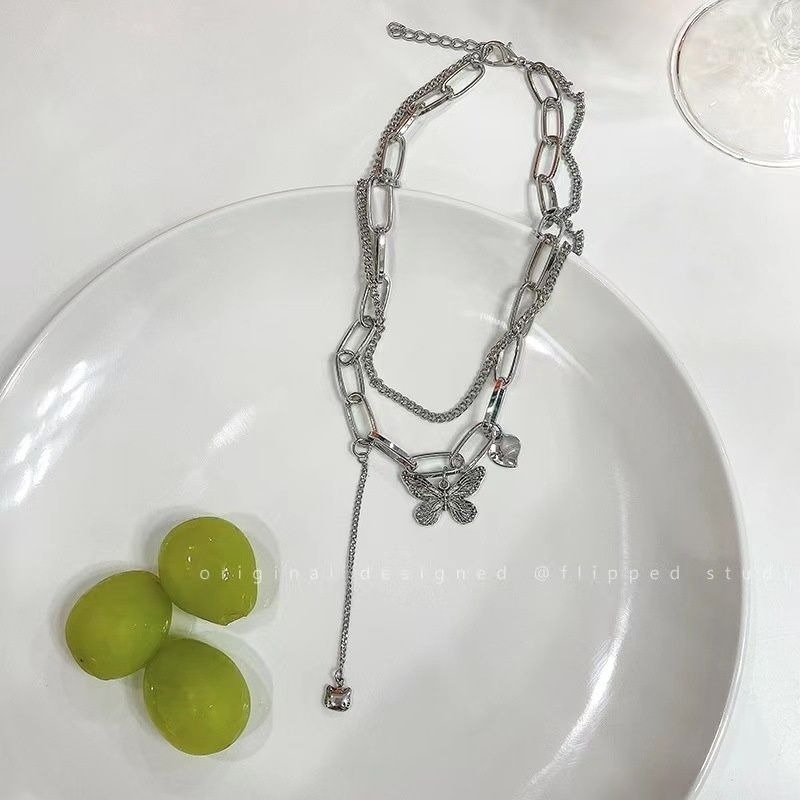 👗台灣現貨🌿雙層疊戴愛心 蝴蝶 項鍊 頸鍊 冷淡風 金屬 貓咪 頸鏈 ins網紅 設計感 鎖骨鏈【Q75】-細節圖3