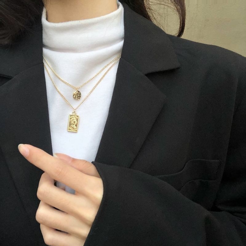 👗台灣現貨🌿歐美復古風 方塊人像浮雕雙層項鍊 鎖骨鏈 金屬毛衣鏈-細節圖9
