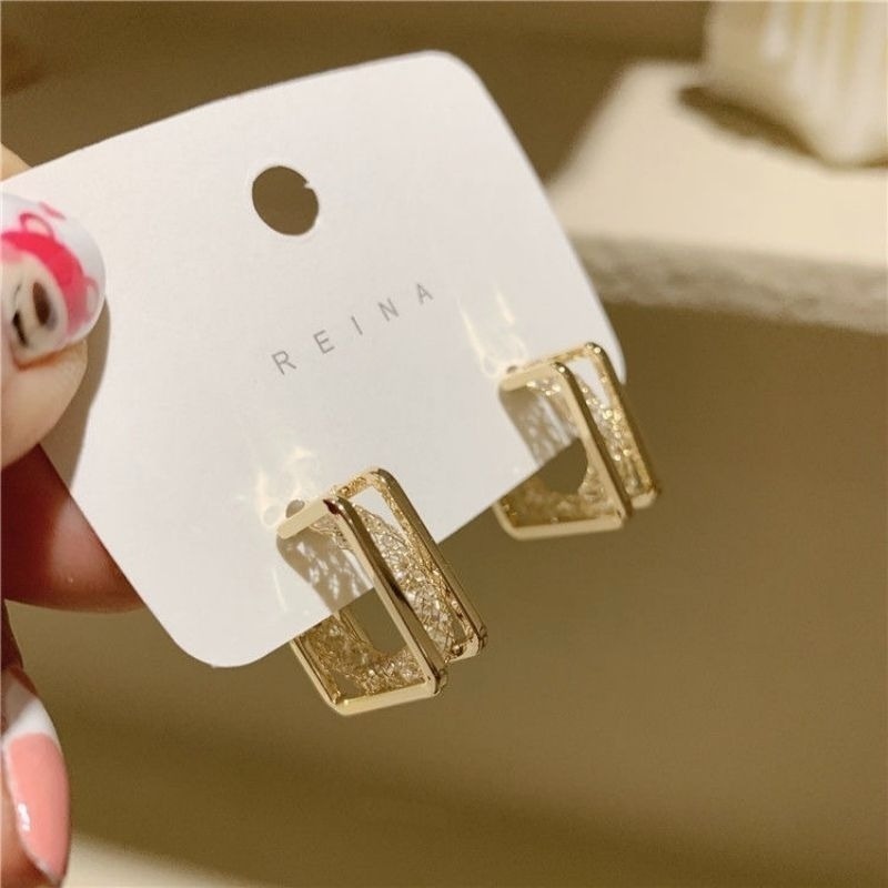 💖台灣現貨🌿s925銀針 保色電鍍 鏤空網格鋯石方形C耳圈耳環 冷淡風幾何氣質網紅簡約百搭耳飾【G135】-細節圖4