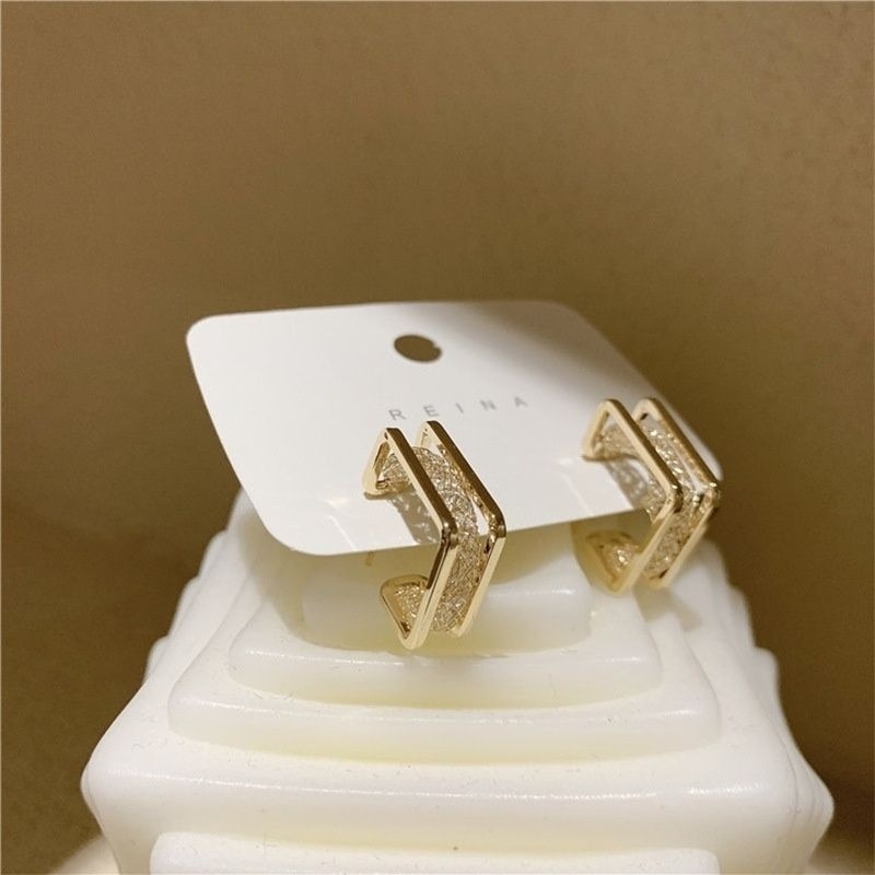 💖台灣現貨🌿s925銀針 保色電鍍 鏤空網格鋯石方形C耳圈耳環 冷淡風幾何氣質網紅簡約百搭耳飾【G135】-細節圖5