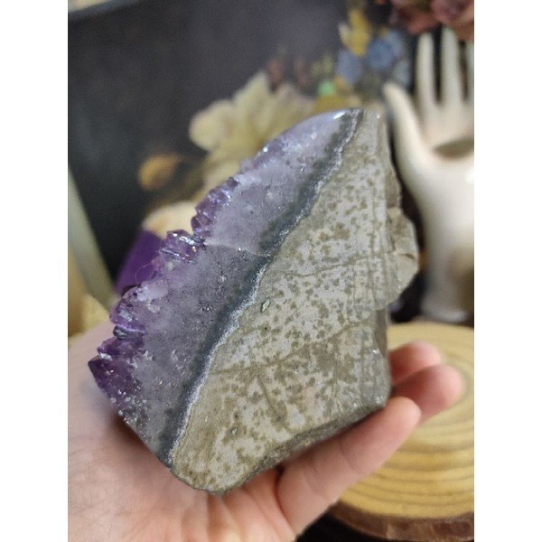 ✡️福利價 天然烏拉圭紫晶鎮 內凹大角趾 綠瑪瑙邊線 防幅攝電磁波 消磁 净化 水晶原石擺件 1005g#396-細節圖7